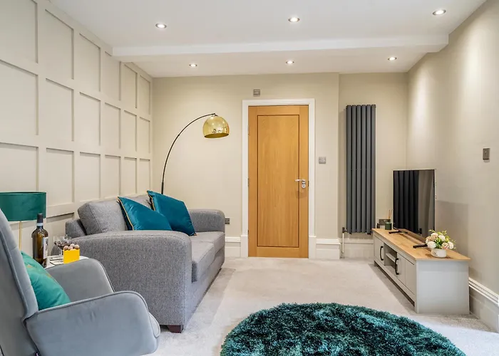 The Garden Courtyard *