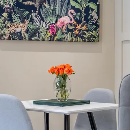 Daire The Garden Courtyard